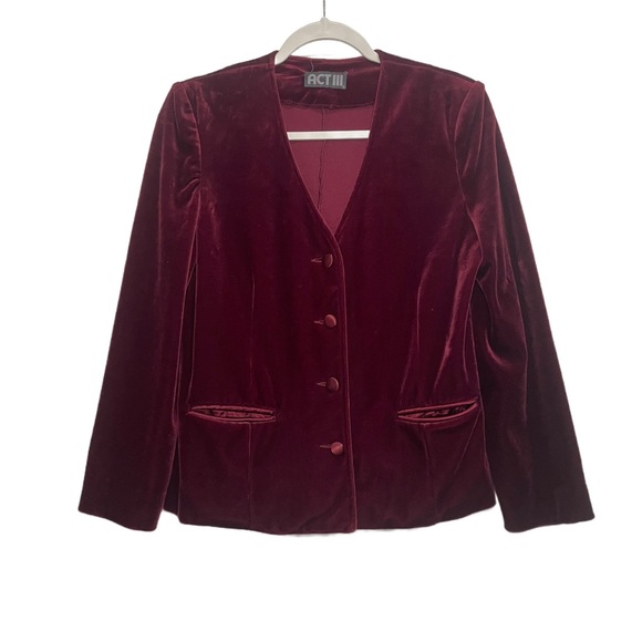ACT III Jackets & Blazers - Women's Vintage 1980’s Act III Burgundy Velvet Blazer